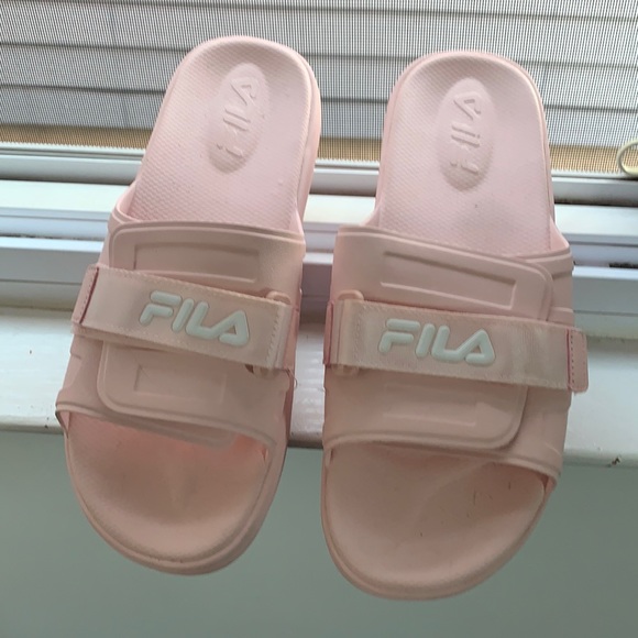 Woman slippers in pink - Picture 1 of 4